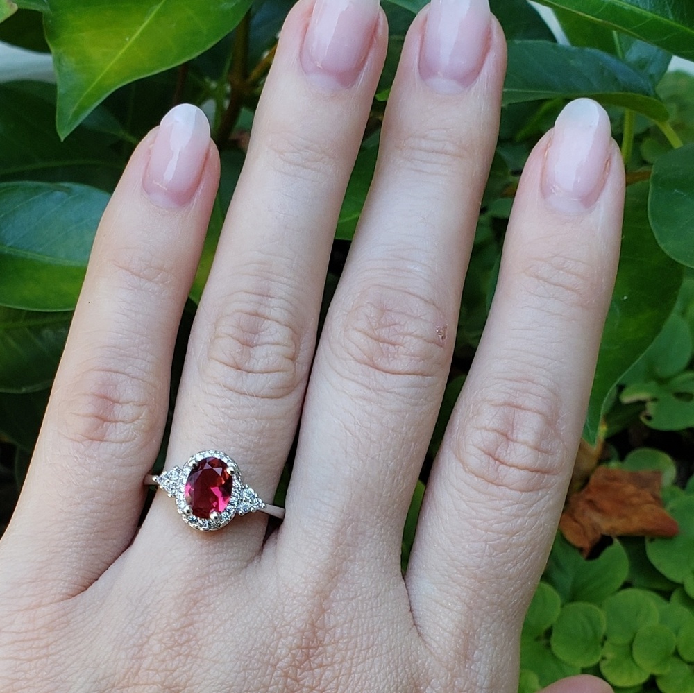 925 Sterling Silver Red CZ Ring - Picture 4 of 6